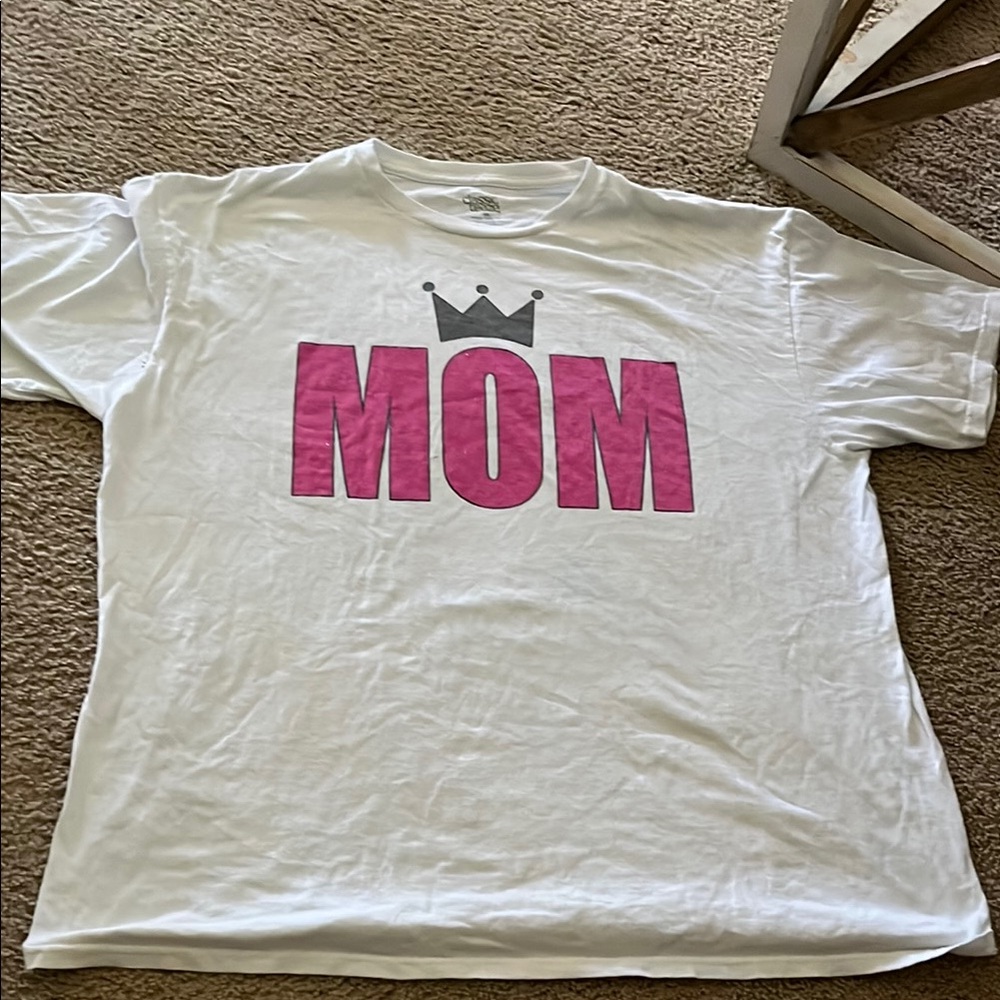 Woman’s Tee Pageant Pink 'MOM' Shirt